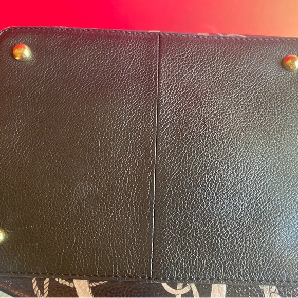 Talbots leather Black and Cream Chain Patterned Bucket Bag Chain crossbody bonus - Picture 5 of 9